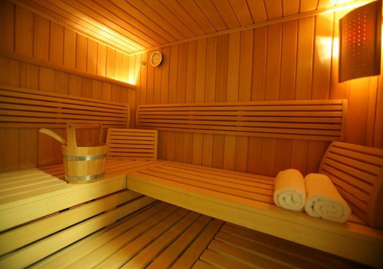 Hotel Fiamma & Spa Cesenatico Kültér fotó