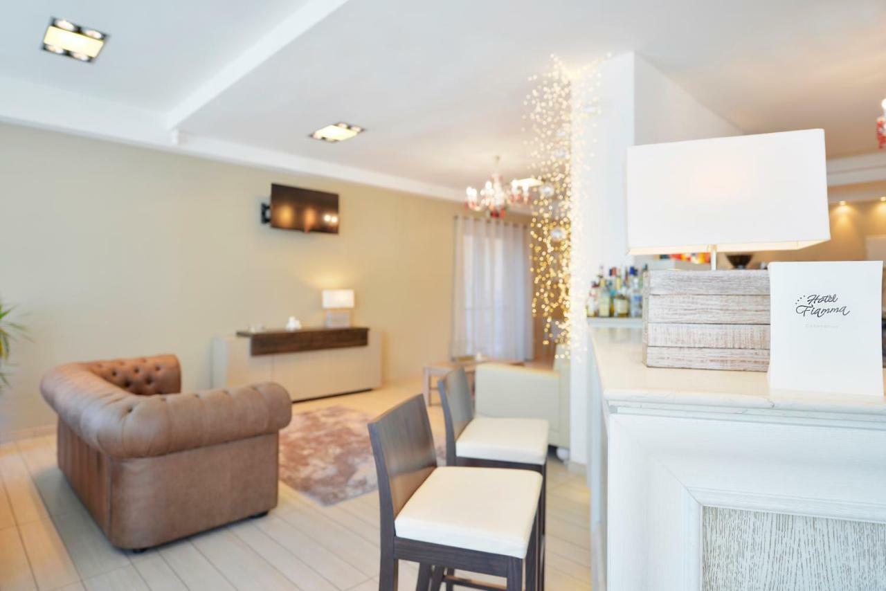 Hotel Fiamma & Spa Cesenatico Kültér fotó