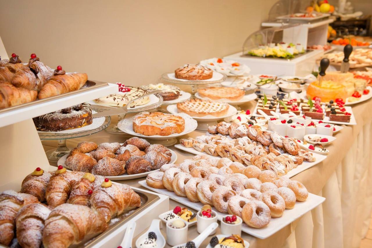 Hotel Fiamma & Spa Cesenatico Kültér fotó