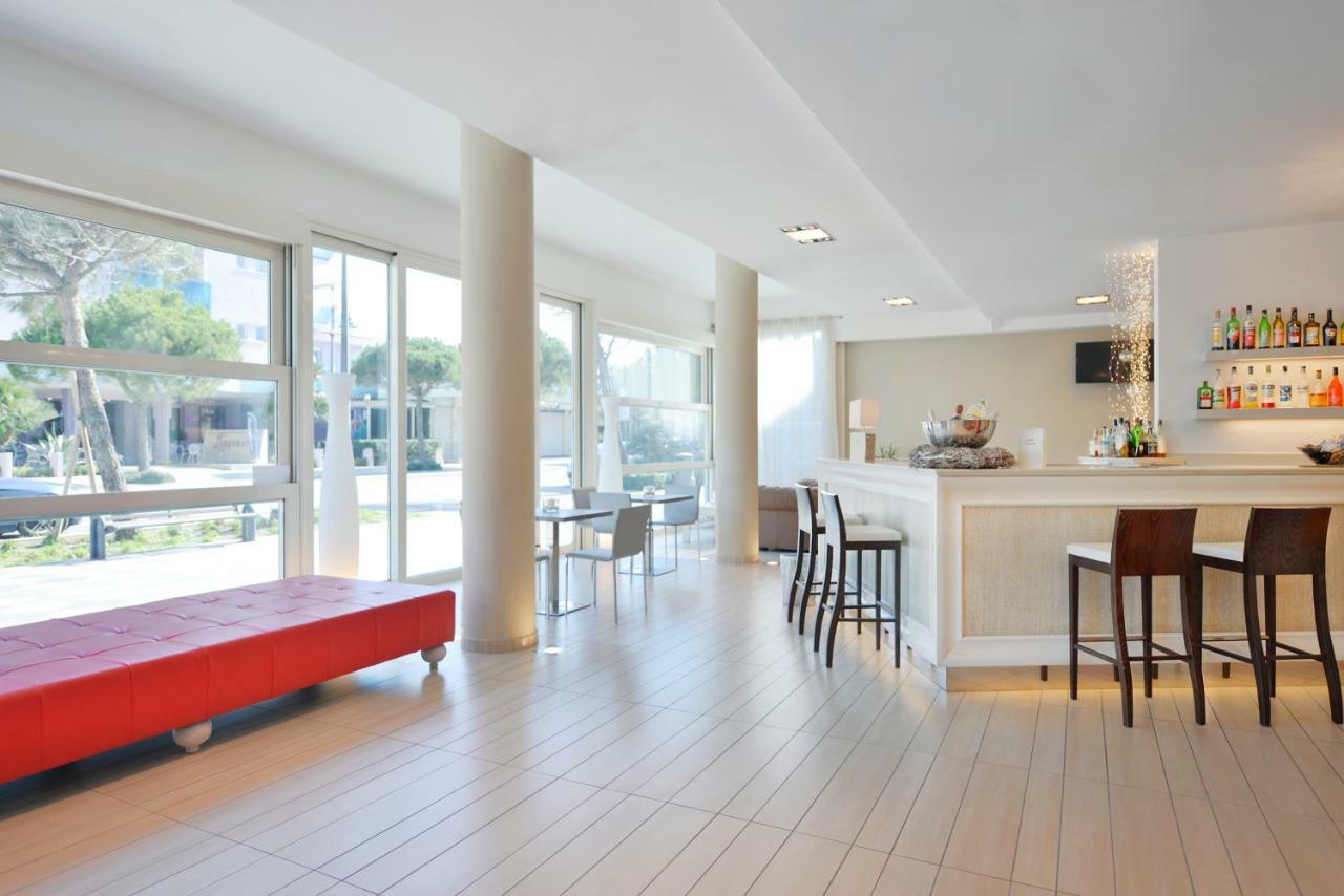 Hotel Fiamma & Spa Cesenatico Kültér fotó