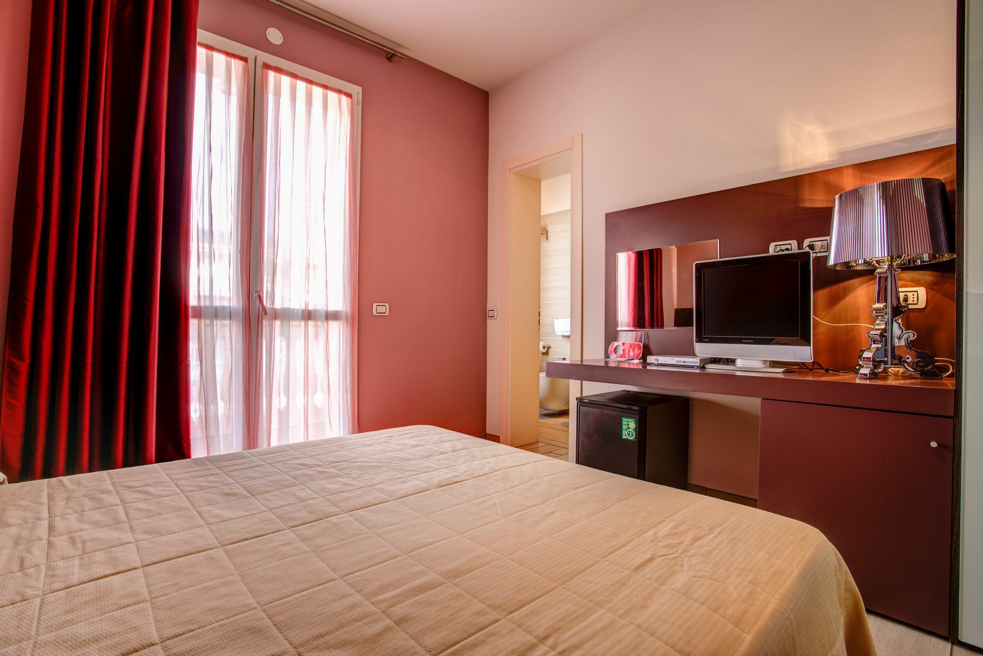 Hotel Fiamma & Spa Cesenatico Kültér fotó