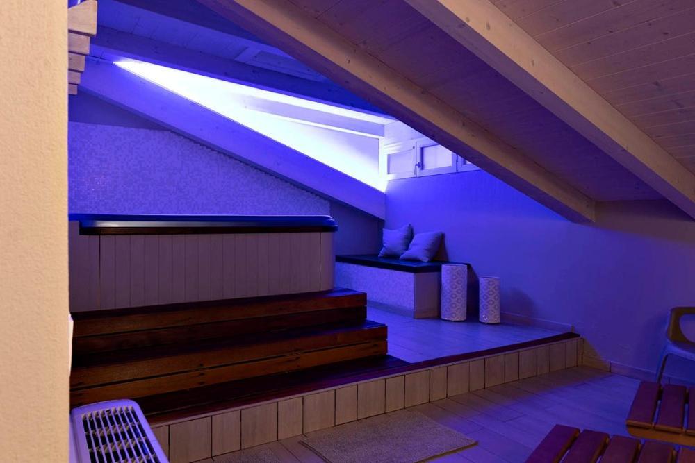 Hotel Fiamma & Spa Cesenatico Kültér fotó